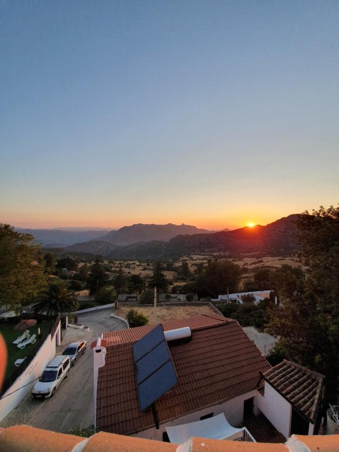 El Mirador De La Sierra Apartment Benaocaz Bagian luar foto